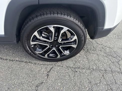 Used 2024 Jeep Compass Limited image 15