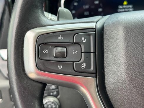 Used 2022 Chevrolet Silverado 1500 LTZ AWD/4WD image 17
