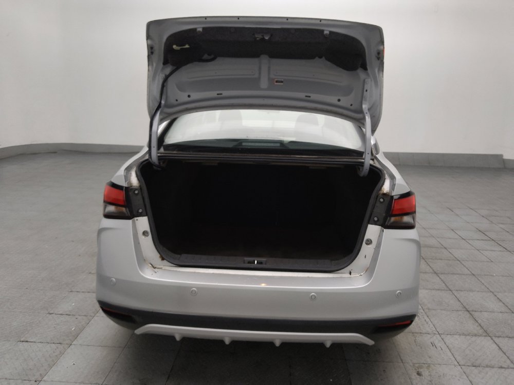 Used 2021 Nissan Versa SV FWD image 29