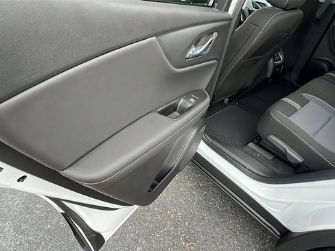 New 2026 Chevrolet Blazer LT image 16