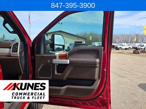 Used 2019 Ford F350 King Ranch w/ King Ranch Ultimate Package image 39