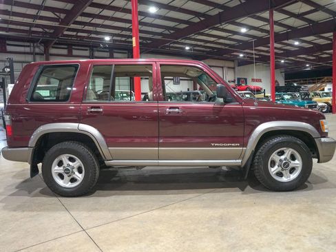 Used 2001 Isuzu Trooper 4WD 4-Door image 10