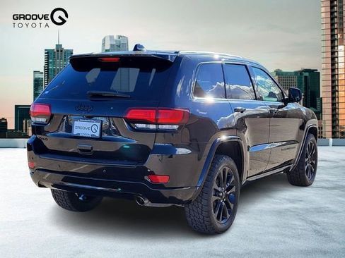 Used 2018 Jeep Grand Cherokee Altitude image 6