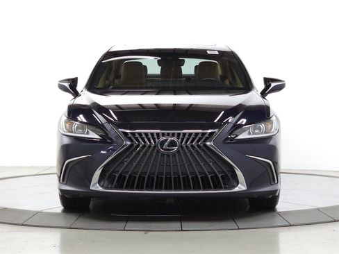 Used 2022 Lexus ES 350 w/ Premium Package FWD image 2