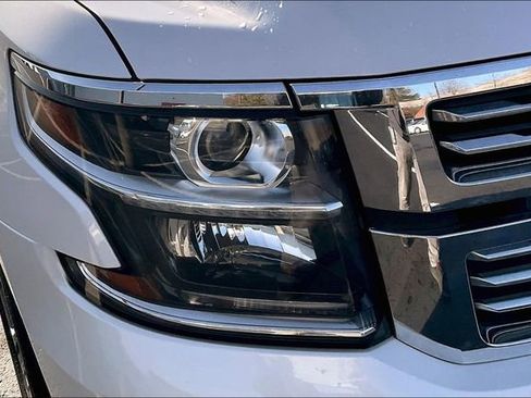 Used 2020 Chevrolet Tahoe Premier w/ Premier Plus Edition AWD/4WD image 29