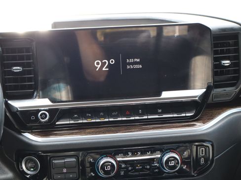 Used 2022 GMC Sierra 1500 Elevation w/ Elevation Premium Package AWD/4WD image 23