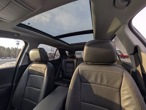 Used 2021 Chevrolet Equinox LT image 6