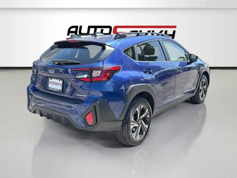 Used 2025 Subaru Crosstrek 2.0i Premium AWD/4WD image 7