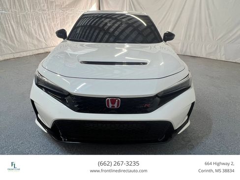 Used 2023 Honda Civic Type R image 2