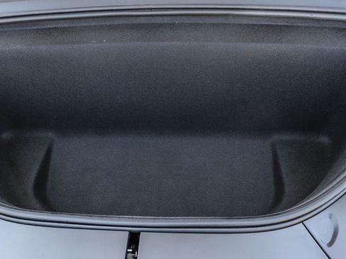 Used 2022 Tesla Model X AWD/4WD image 30