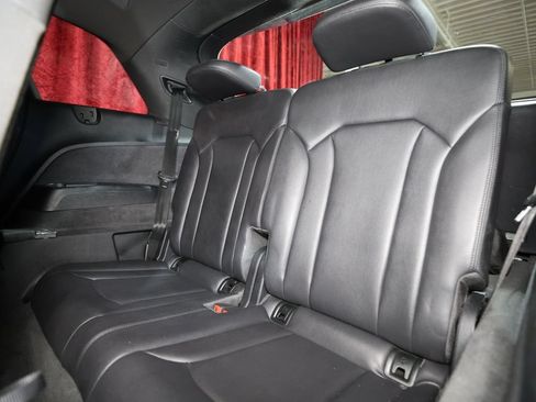 Used 2019 Audi Q7 3.0T Premium Plus w/ Premium Plus Package AWD/4WD image 15