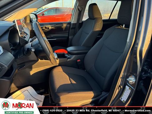 Used 2025 Toyota RAV4 LE image 11