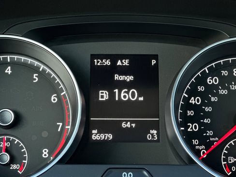 Certified 2019 Volkswagen Golf Alltrack SE image 26