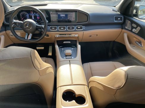 Certified 2025 Mercedes-Benz GLS 450 4MATIC image 27