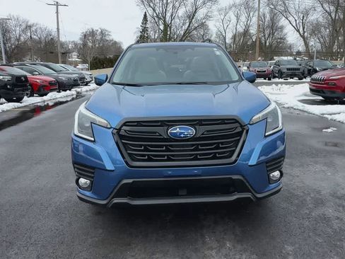 Certified 2023 Subaru Forester Premium image 3
