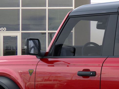 New 2025 Ford Bronco Badlands image 44