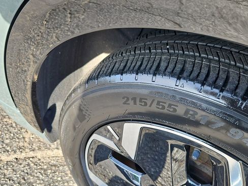 Used 2023 Kia Niro Wind w/ Wind Preserve Package image 35