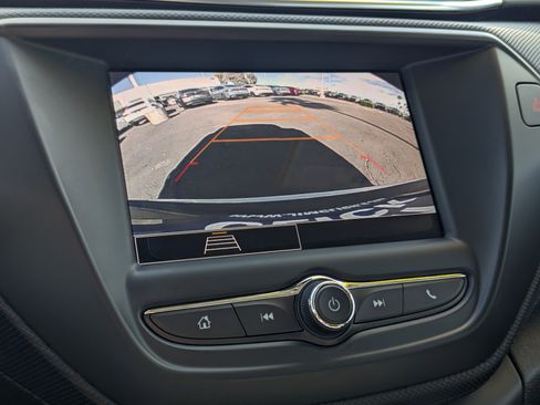 Used 2023 Chevrolet TrailBlazer LT image 11