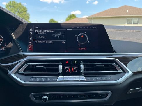 Used 2021 BMW X5 xDrive40i w/ Premium Package AWD/4WD image 39