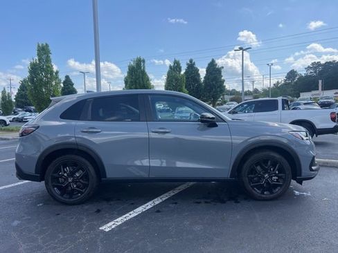 Used 2024 Honda HR-V Sport image 5