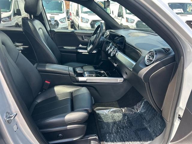 Used 2021 Mercedes-Benz GLB 250 4MATIC image 19
