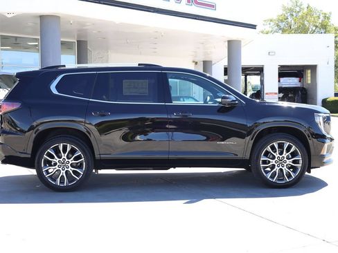 New 2027 GMC Acadia Denali Ultimate AWD/4WD image 7