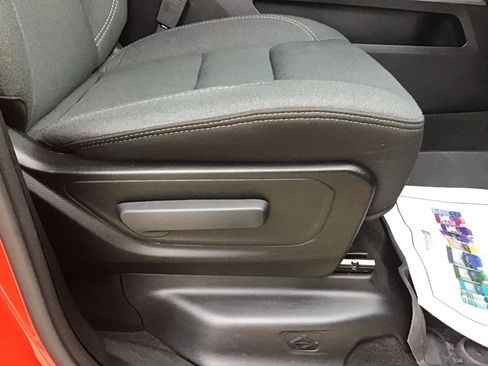 Used 2022 RAM 1500 Big Horn image 22