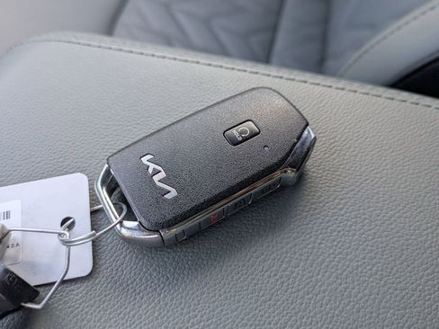 Used 2023 Kia Sportage X-Pro AWD/4WD image 30