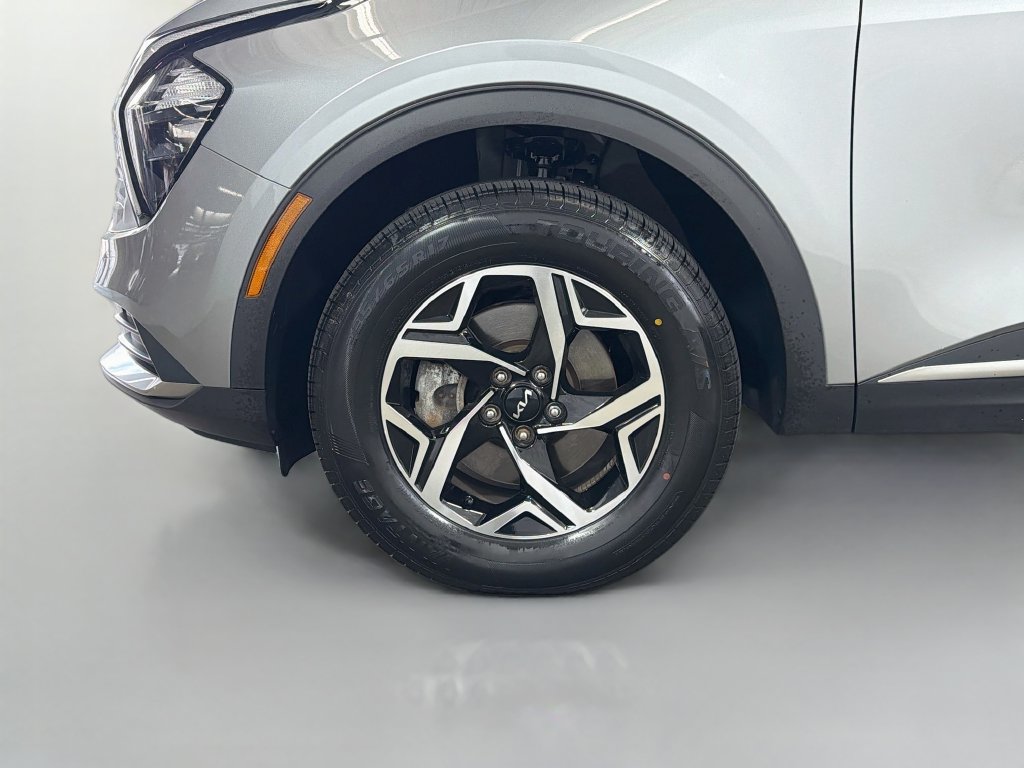 Used 2023 Kia Sportage LX AWD/4WD image 31