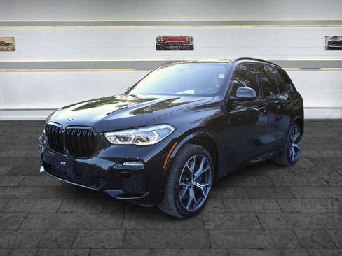 Used 2019 BMW X5 xDrive50i w/ M Sport Package AWD/4WD image 3
