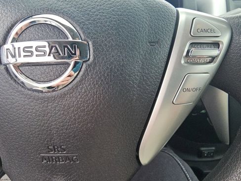 Used 2018 Nissan Versa SV FWD image 12