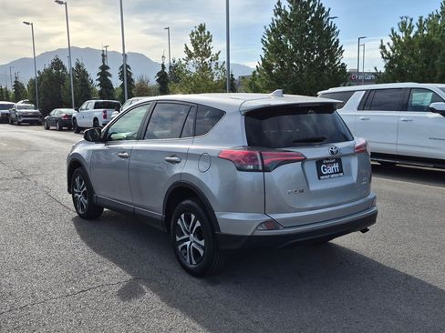 Used 2018 Toyota RAV4 LE w/ All Weather Liner Package AWD/4WD image 5