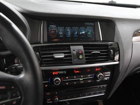 Used 2017 BMW X3 xDrive28i image 9