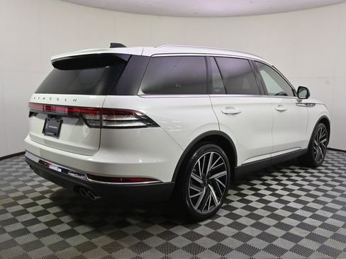 New 2026 Lincoln Aviator Reserve image 7