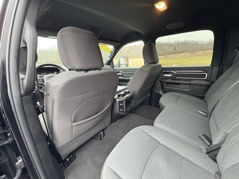 Used 2024 RAM 3500 Big Horn w/ Sport Appearance Package image 22