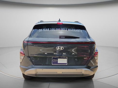 Used 2024 Hyundai Kona Limited FWD image 5