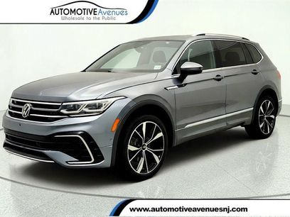 Used 2023 Volkswagen Tiguan SEL R-Line