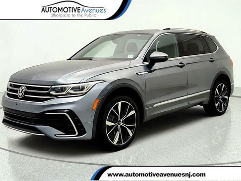 Used 2023 Volkswagen Tiguan SEL R-Line AWD/4WD image 1