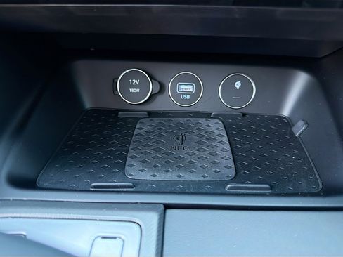 Used 2024 Genesis G70 3.3T Advanced w/ Sport Prestige Package image 31