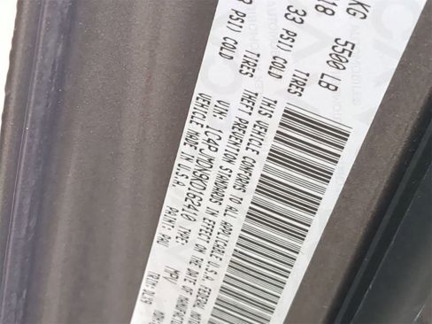 Certified 2019 Jeep Cherokee Limited w/ Luxury Group image 42