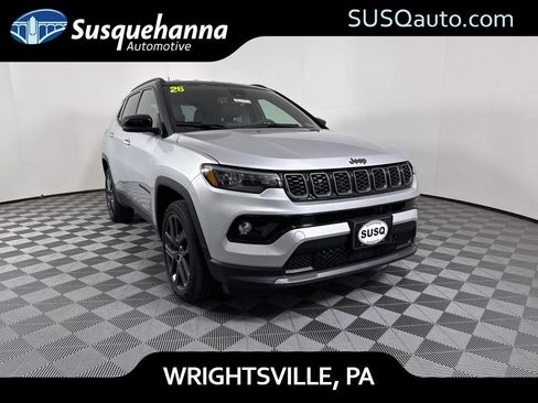 Used 2026 Jeep Compass Limited image 1