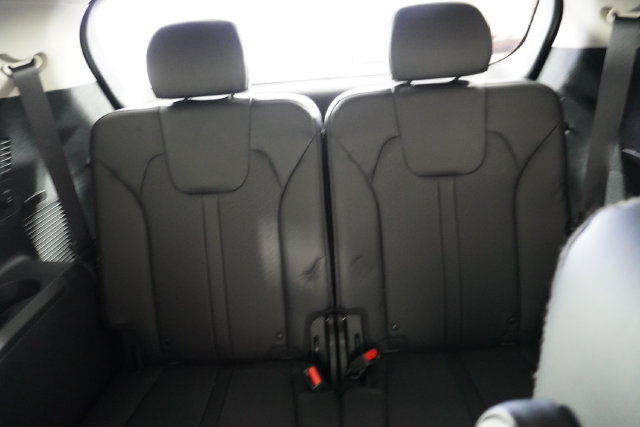 Used 2021 Kia Sorento EX FWD image 35