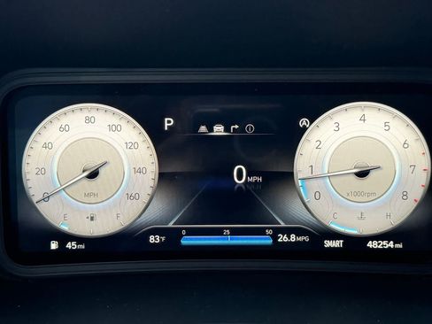 Used 2023 Hyundai Kona Limited FWD image 7