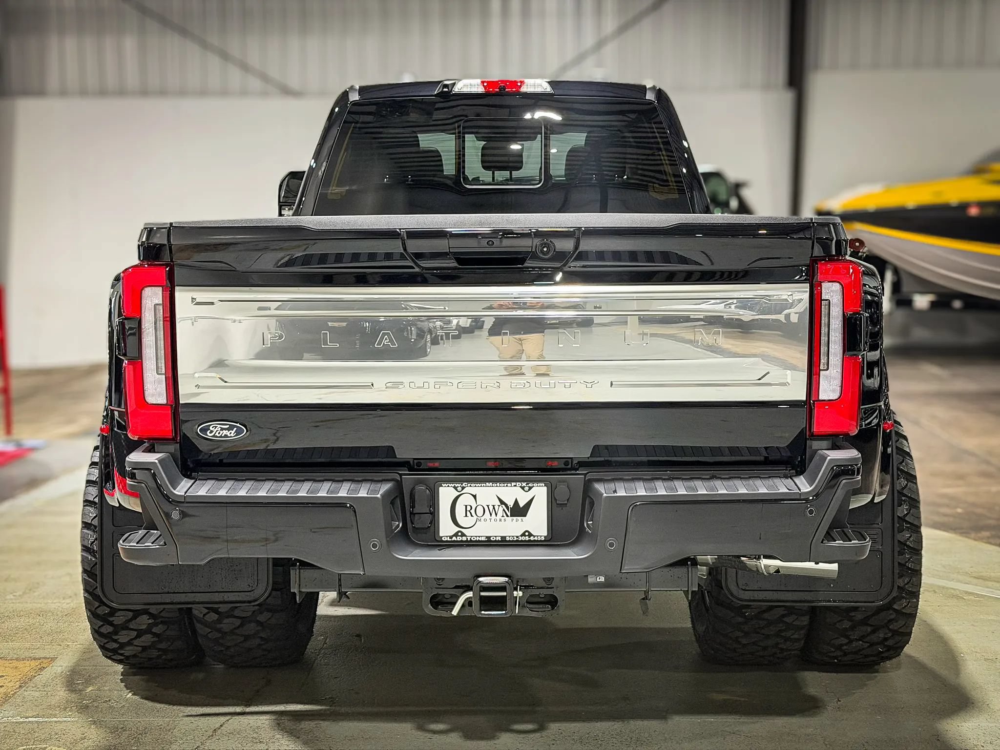 Used 2027 Ford F450 Platinum w/ Platinum Plus Package AWD/4WD image 5