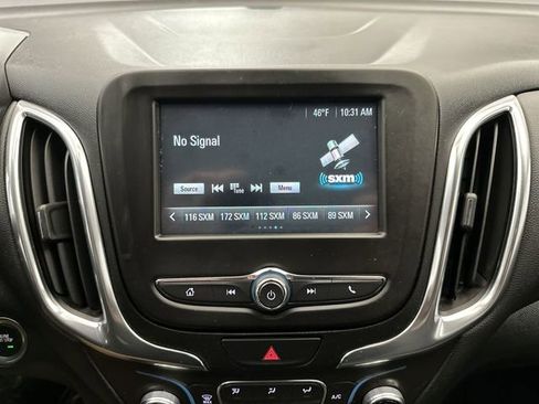 Used 2018 Chevrolet Equinox LT image 16