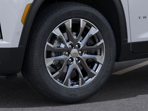 New 2026 Chevrolet Traverse LT w/ Enhanced Driving Package image 10