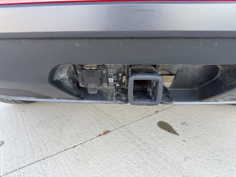 Used 2025 Volkswagen Atlas Cross Sport SE image 27