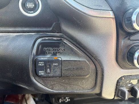 Used 2024 RAM 2500 Big Horn AWD/4WD image 23