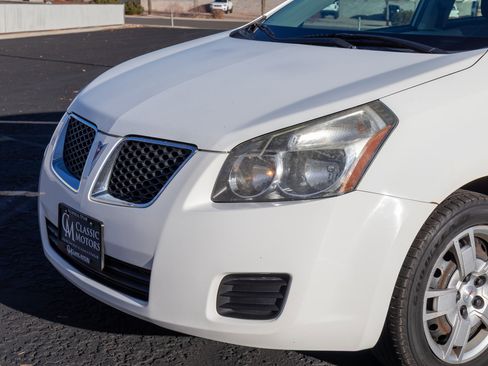 Used 2010 Pontiac Vibe w/ Preferred Package image 33