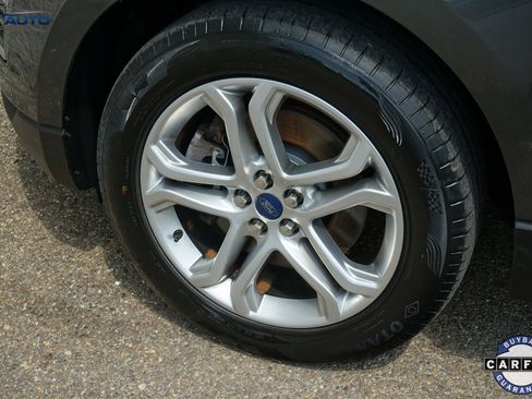 Used 2018 Ford Edge Titanium image 14